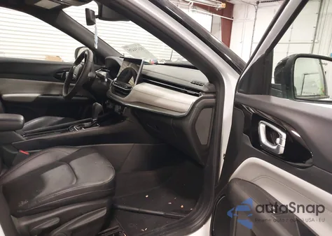 2024 Jeep Compass Limited из США, поврежденный, VIN 3C4NJDCN8RT597108